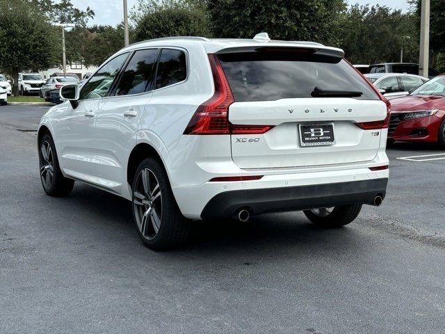 2021 Volvo XC60 Momentum