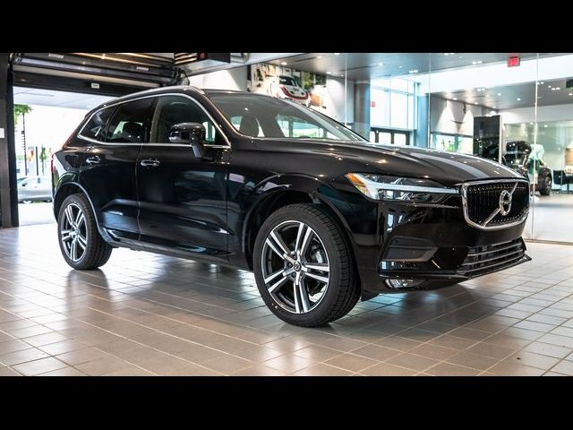 2021 Volvo XC60 Momentum