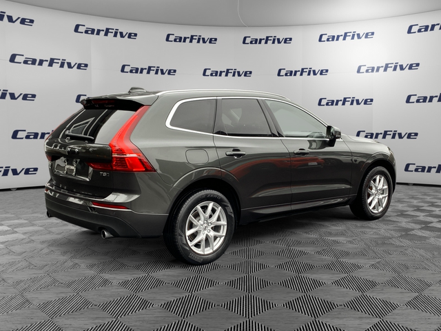 2021 Volvo XC60 Momentum