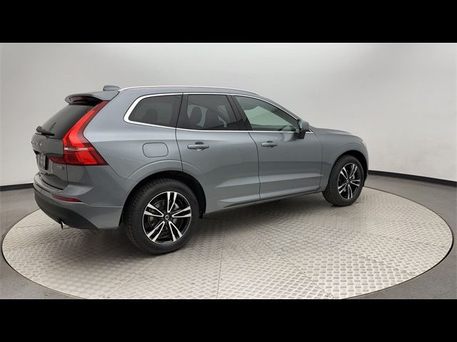 2021 Volvo XC60 Momentum