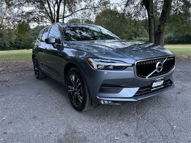 2021 Volvo XC60 Momentum