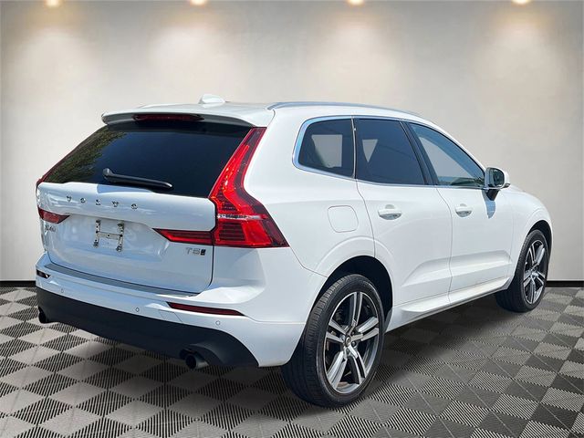 2021 Volvo XC60 Momentum