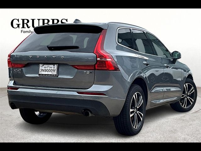 2021 Volvo XC60 Momentum