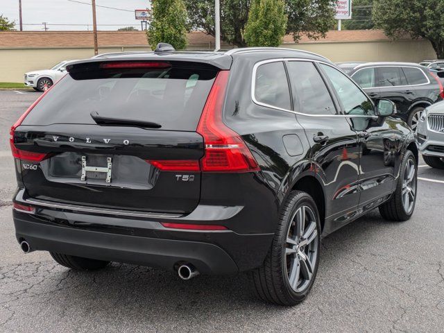 2021 Volvo XC60 Momentum