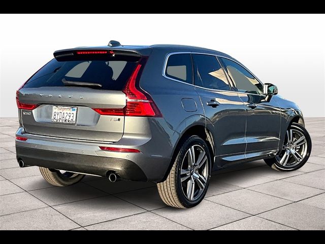 2021 Volvo XC60 Momentum