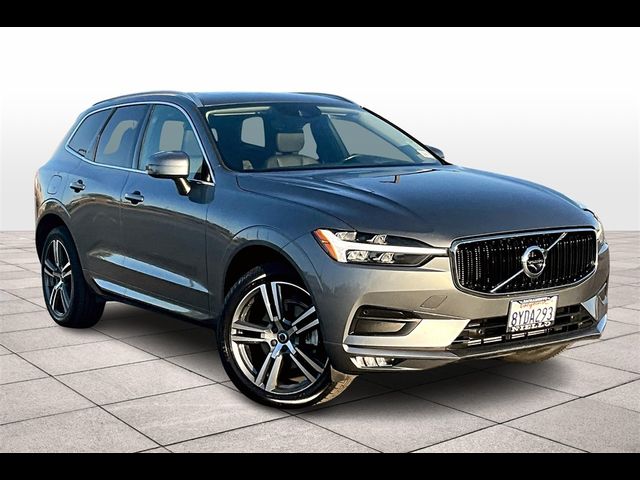 2021 Volvo XC60 Momentum