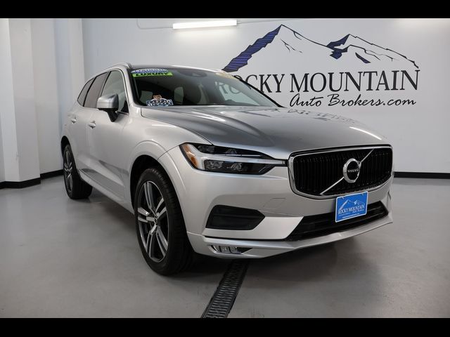 2021 Volvo XC60 Momentum