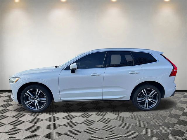 2021 Volvo XC60 Momentum