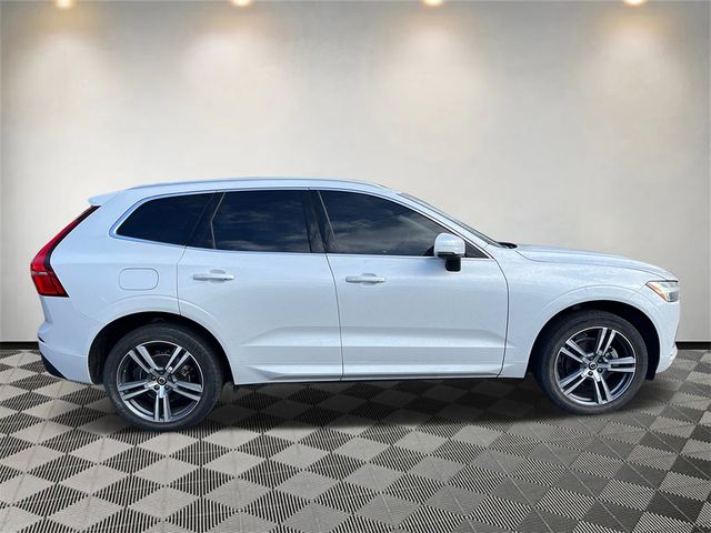 2021 Volvo XC60 Momentum