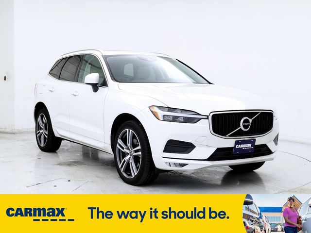 2021 Volvo XC60 Momentum