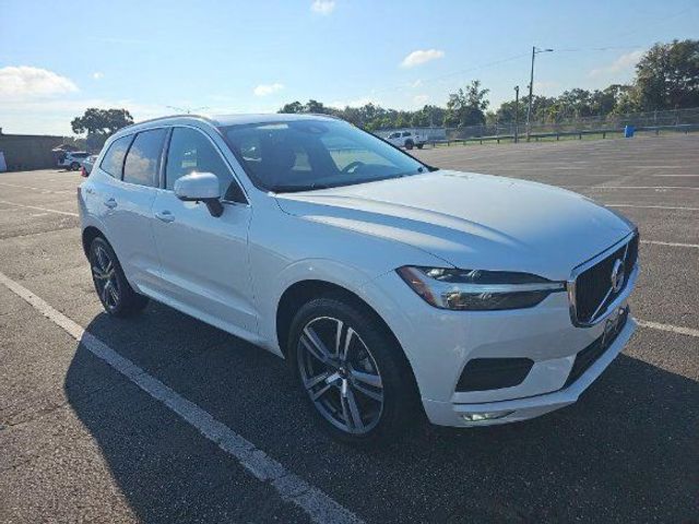 2021 Volvo XC60 Momentum