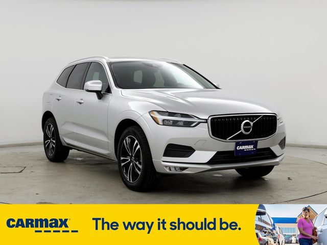 2021 Volvo XC60 Momentum