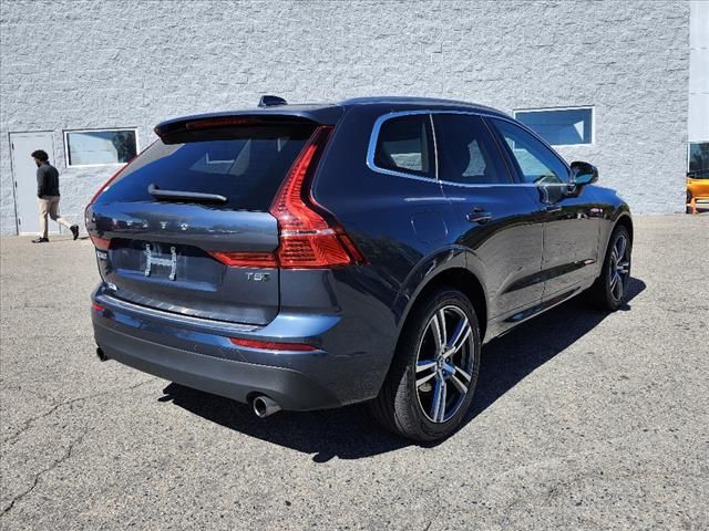 2021 Volvo XC60 Momentum