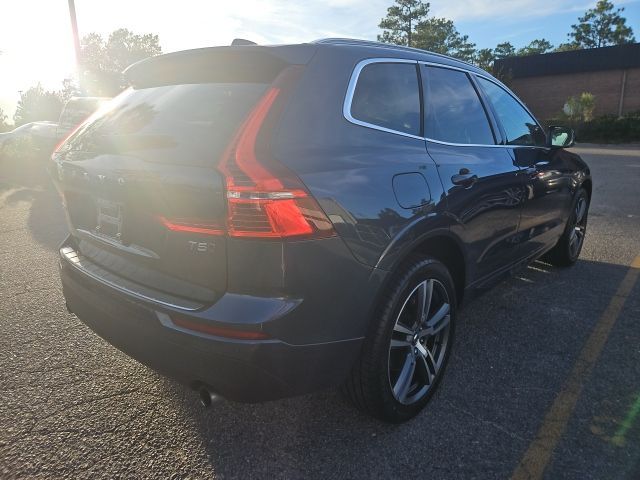 2021 Volvo XC60 Momentum