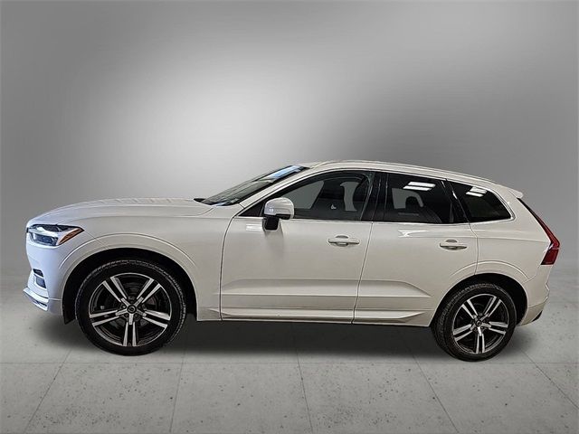 2021 Volvo XC60 Momentum