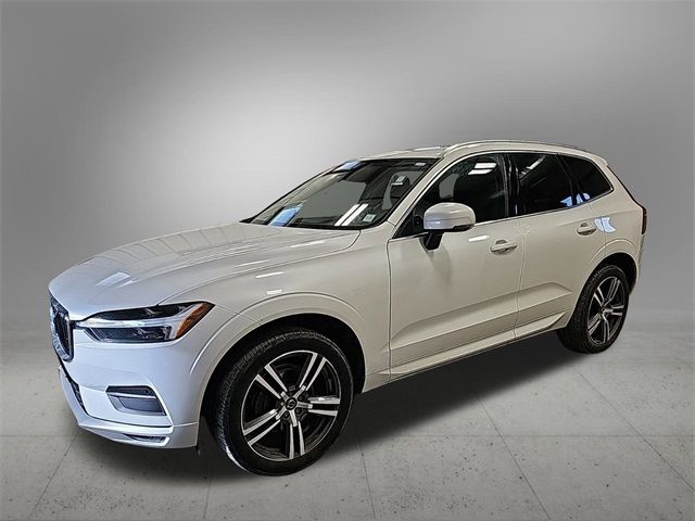 2021 Volvo XC60 Momentum