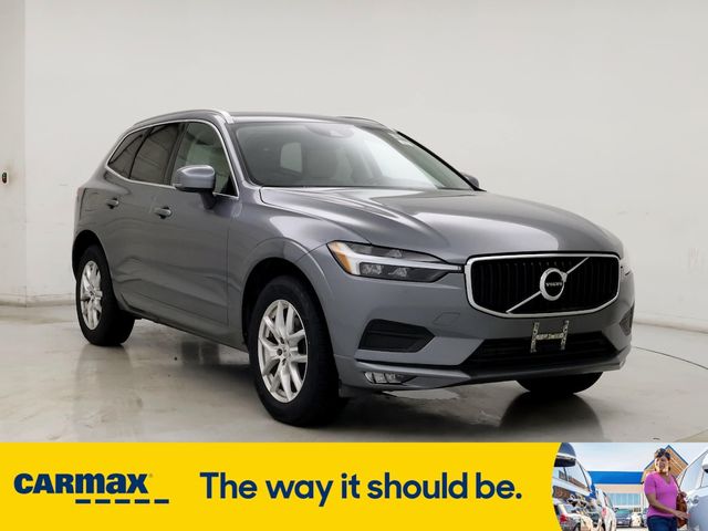 2021 Volvo XC60 Momentum