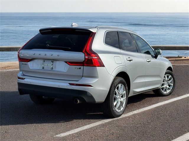 2021 Volvo XC60 Momentum