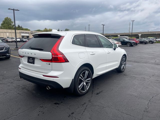 2021 Volvo XC60 Momentum