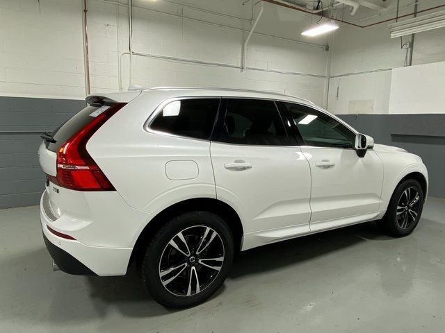 2021 Volvo XC60 Momentum