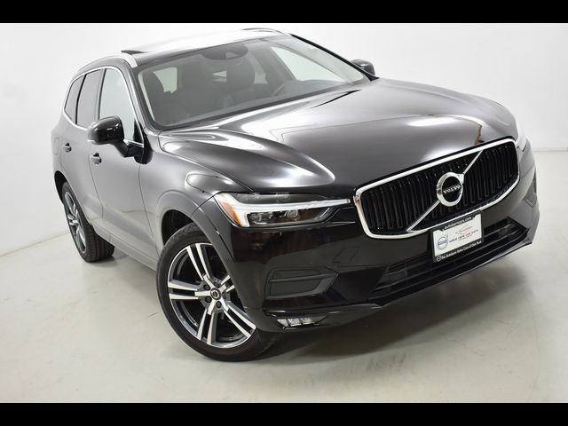 2021 Volvo XC60 Momentum