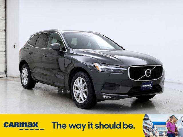 2021 Volvo XC60 Momentum