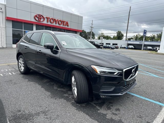 2021 Volvo XC60 Momentum