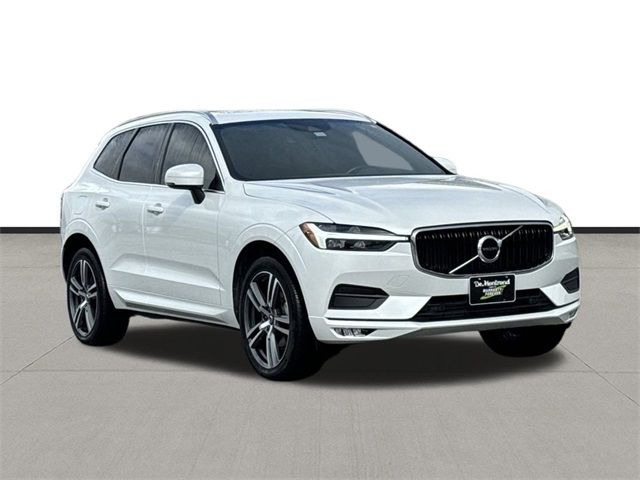 2021 Volvo XC60 Momentum