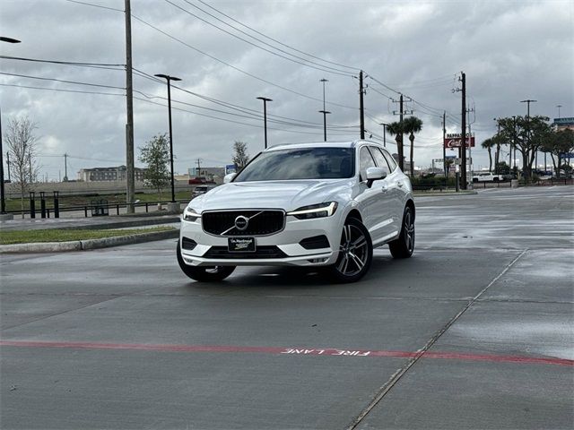 2021 Volvo XC60 Momentum