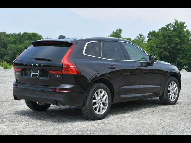 2021 Volvo XC60 Momentum