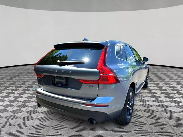 2021 Volvo XC60 Momentum