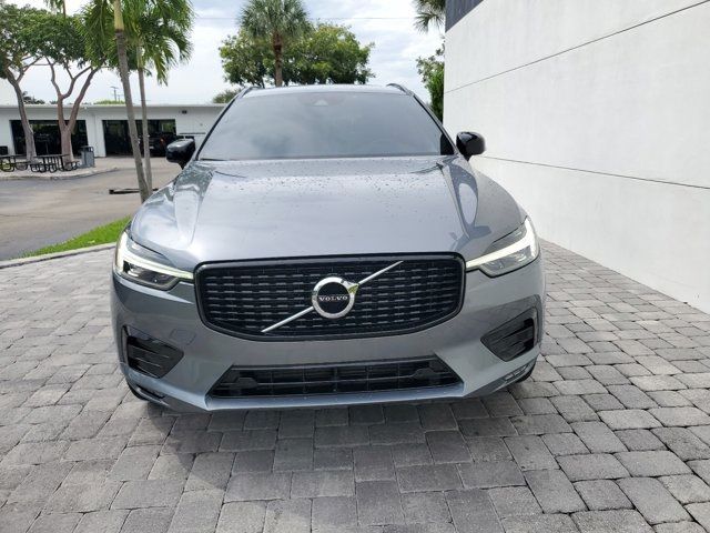 2021 Volvo XC60 R-Design