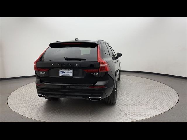 2021 Volvo XC60 R-Design