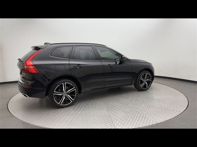 2021 Volvo XC60 R-Design