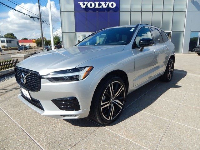 2021 Volvo XC60 R-Design