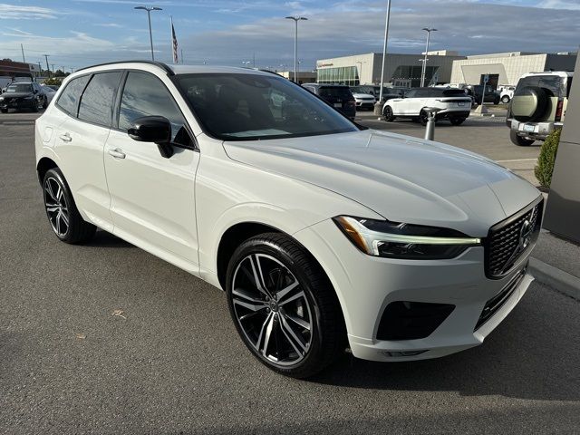 2021 Volvo XC60 R-Design