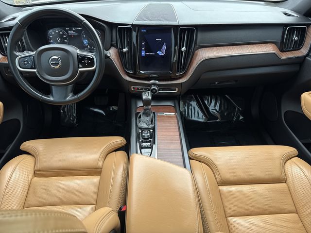 2021 Volvo XC60 Inscription