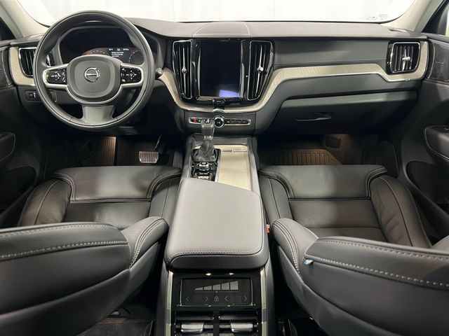 2021 Volvo XC60 Inscription