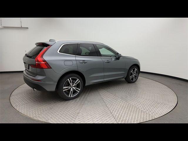 2021 Volvo XC60 Momentum