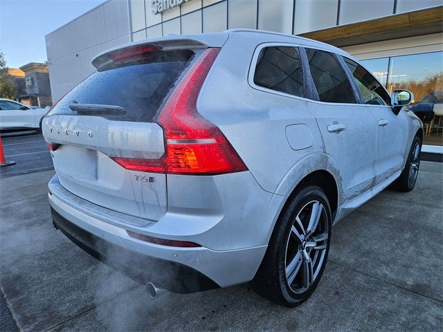 2021 Volvo XC60 Momentum