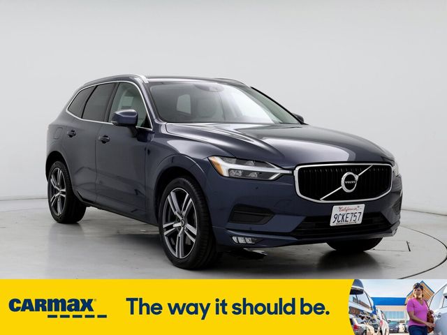 2021 Volvo XC60 Momentum