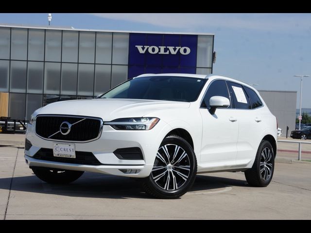 2021 Volvo XC60 Momentum