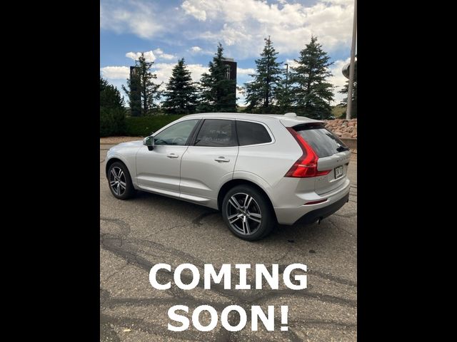 2021 Volvo XC60 Momentum