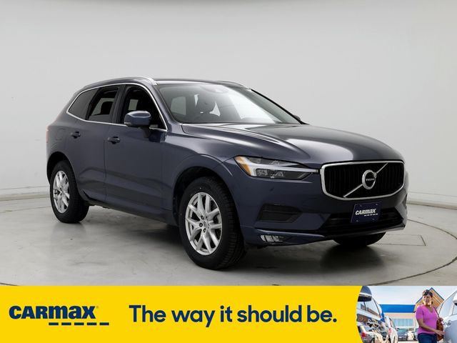 2021 Volvo XC60 Momentum