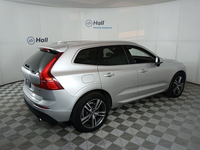 2021 Volvo XC60 Momentum