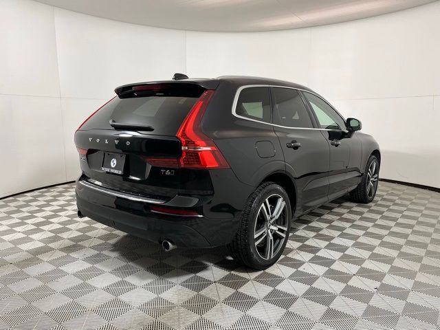 2021 Volvo XC60 Momentum