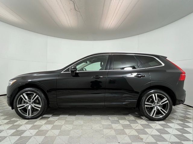 2021 Volvo XC60 Momentum