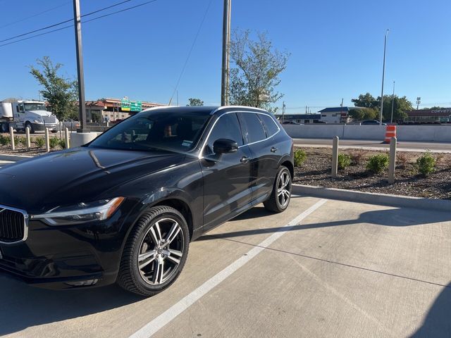 2021 Volvo XC60 Momentum