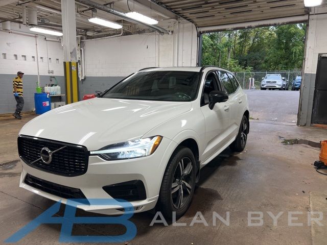 2021 Volvo XC60 R-Design