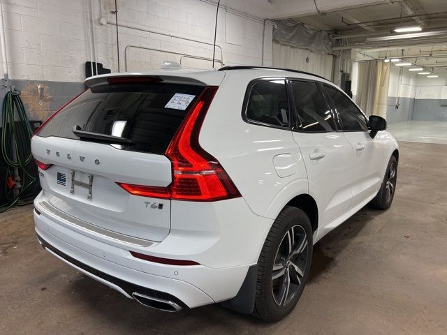 2021 Volvo XC60 R-Design